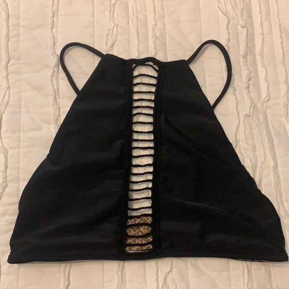 ACACIA MALIBU TOP in Black Size M